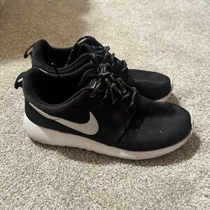Nike Women’s Sneakers